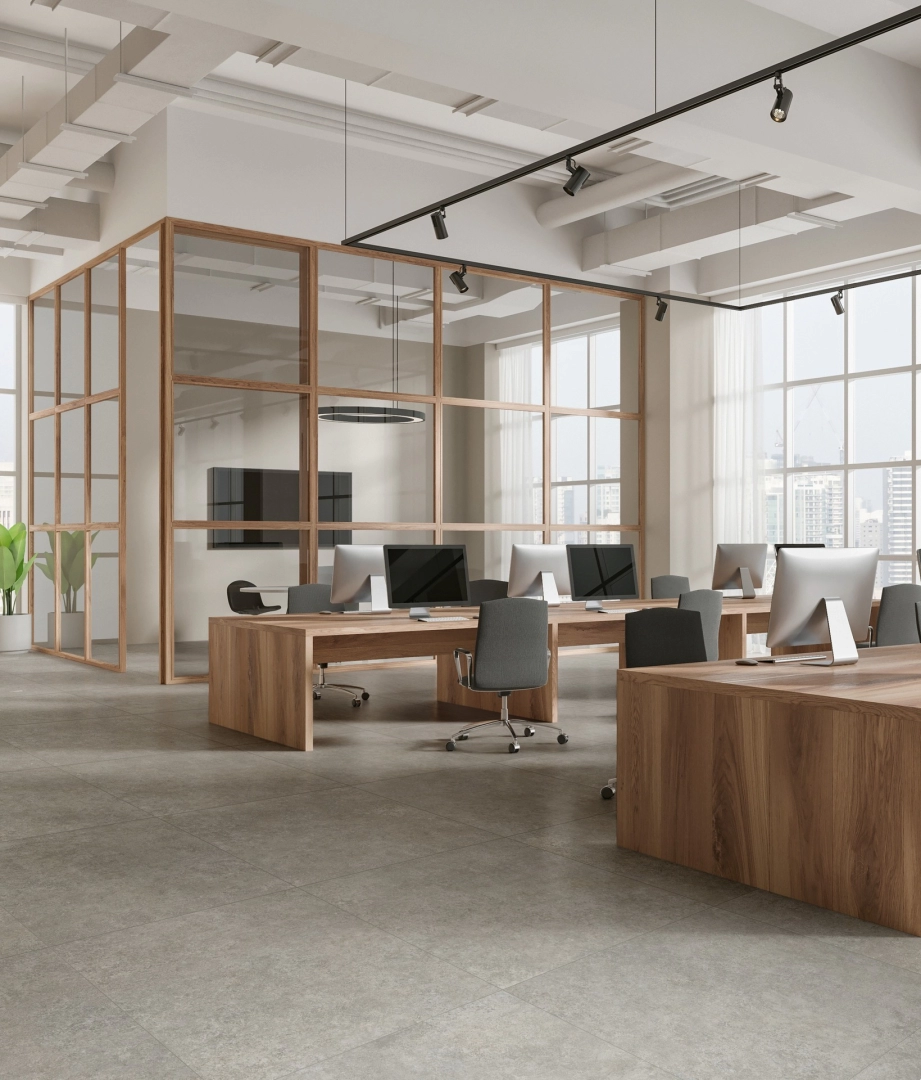 Płytki Marazzi Room imitujące kamień naturalny w eleganckim holu i salonie
