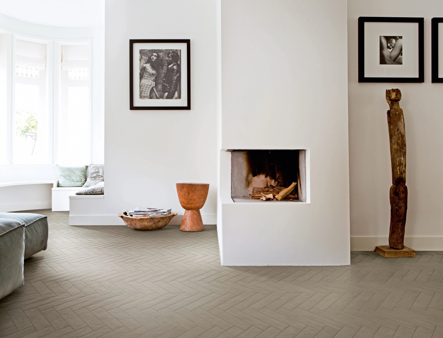Gres Marazzi Bricco efekt cegła w minimalistycznym salonie