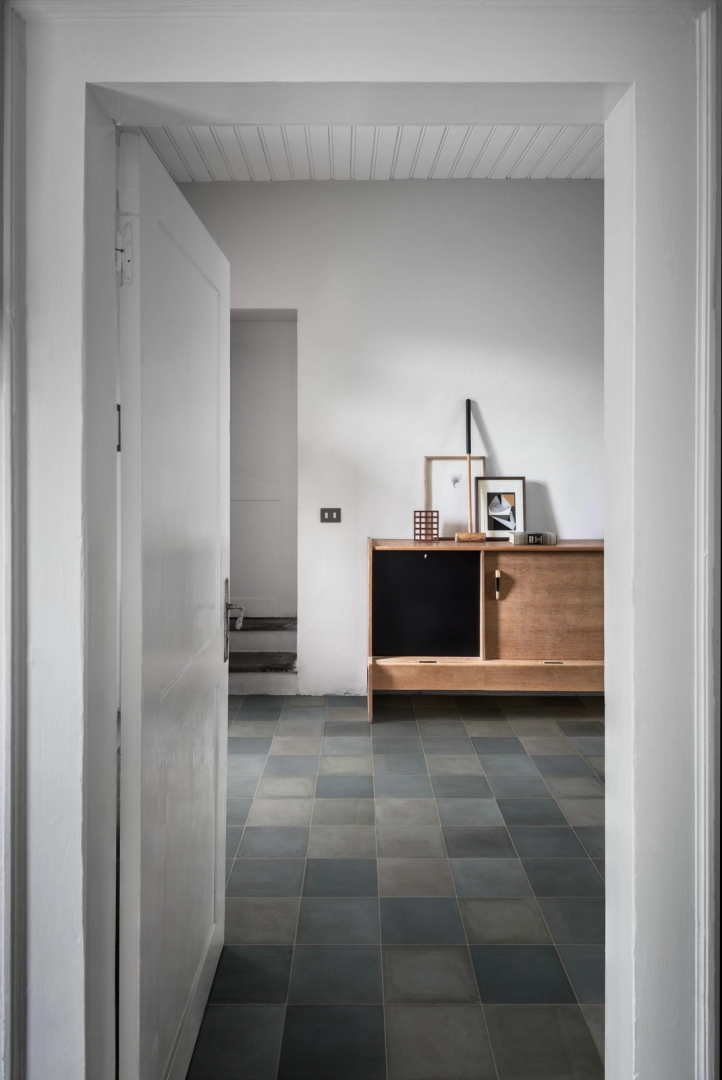 Płytki Marazzi D_segni Blend efekt kolor w nowoczesnej aranżacji salonu