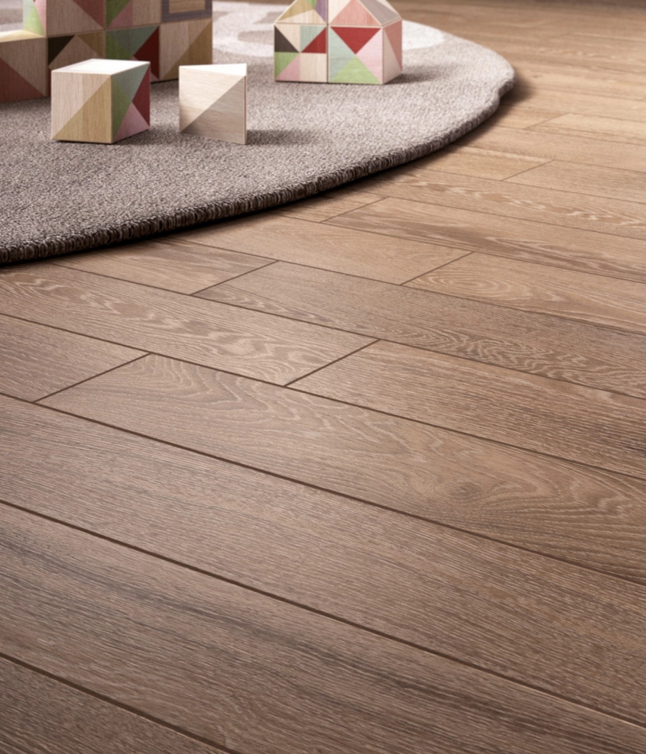 Gres Marazzi Treverkcharme efekt drewno w nowoczesnym salonie