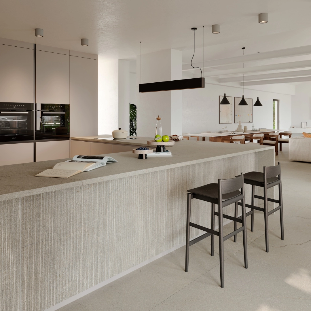Wielkoformatowy gres Marazzi Grande Stone Look efekt kamień naturalny w eleganckiej strefie dziennej