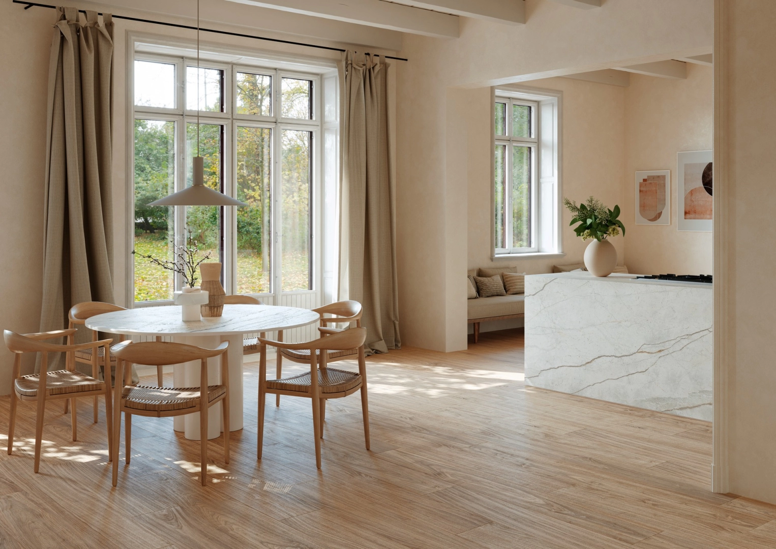 Płytki Marazzi Grande Stone Look efekt kamień naturalny w salonie z naturalnym oświetleniem