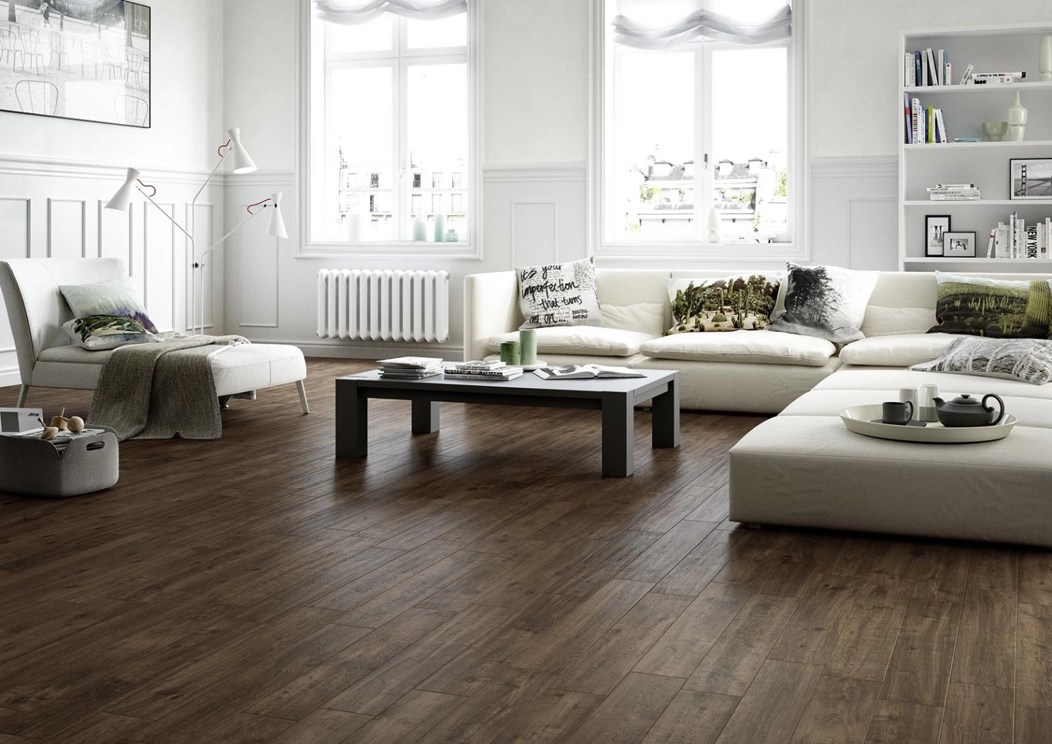 Płytki gresowe Marazzi Treverkway efekt drewno w nowoczesnym salonie z drewnianymi akcentami