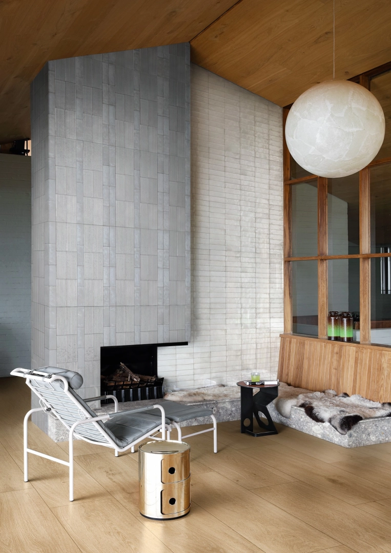 Gres porcelanowy Marazzi Rice kolor w luksusowym salonie