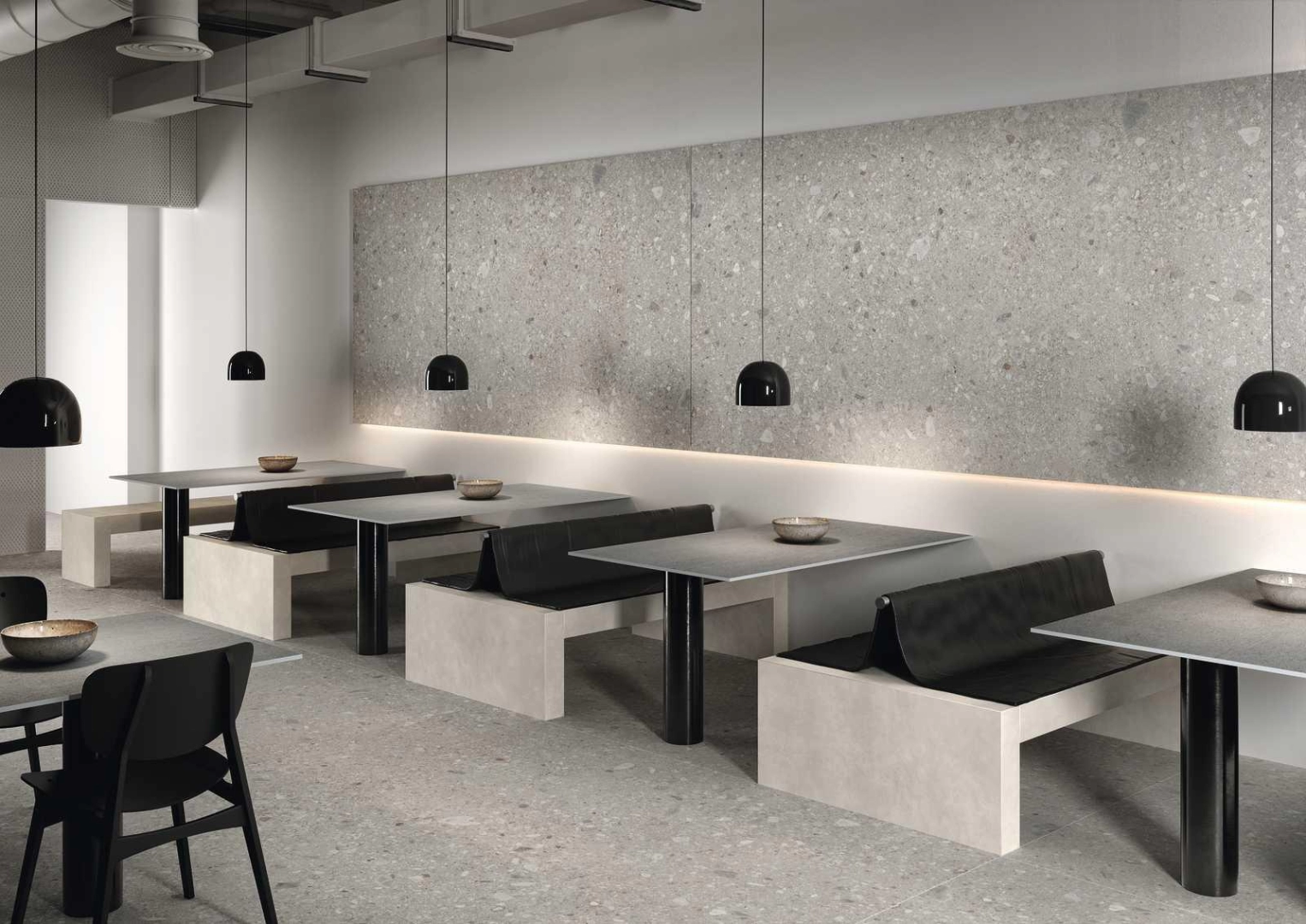 Płytki Marazzi Grande Stone Look efekt kamień naturalny w nowoczesnym wnętrzu z dużymi formatami