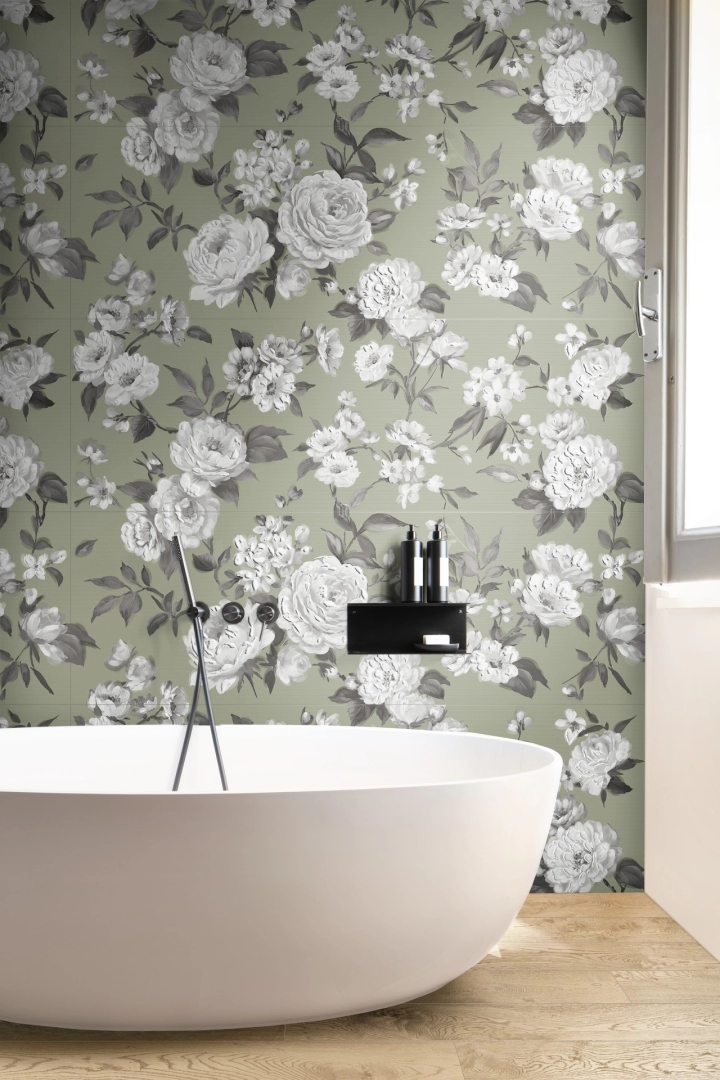 Marazzi White Deco gres o efekcie koloru w nowoczesnym apartamencie