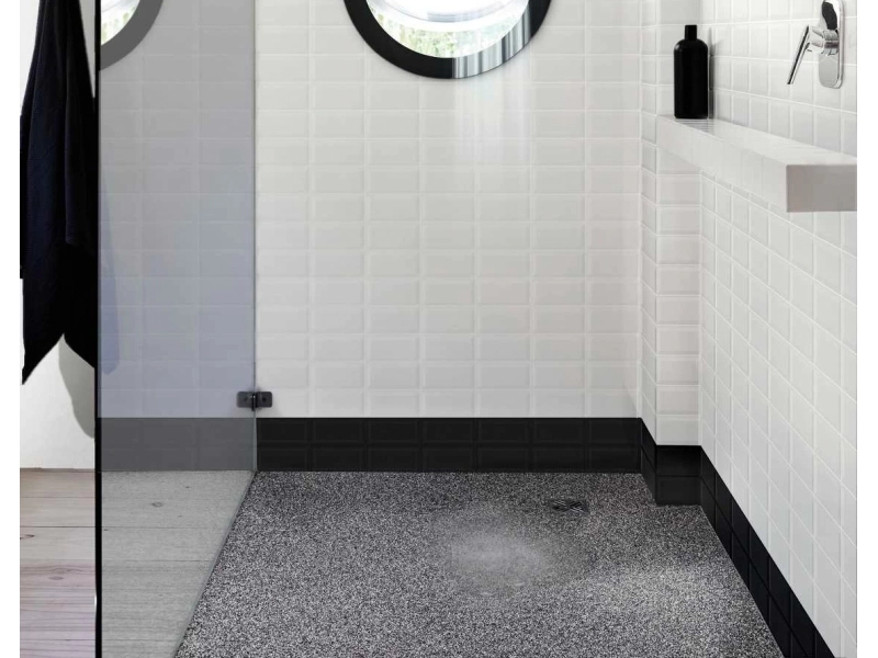 Marazzi Hello gres o efekcie cegły na podłodze w nowoczesnym domu