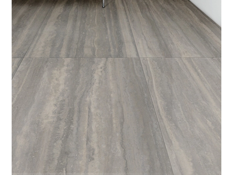 Płytki gresowe Marazzi Mystone Travertino efekt kamień naturalny w salonie utrzymanym w jasnych tonach