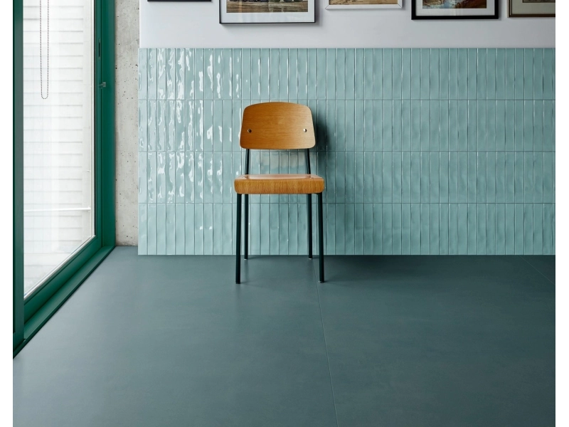 Marazzi Luz gres o efekcie cegły w nowoczesnym apartamencie
