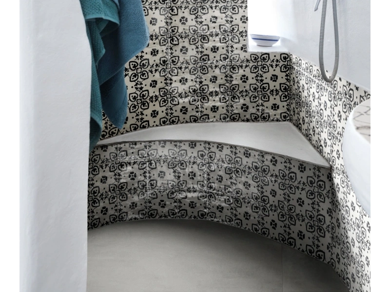 Marazzi Memoria gres o efekcie koloru na podłodze w nowoczesnym domu