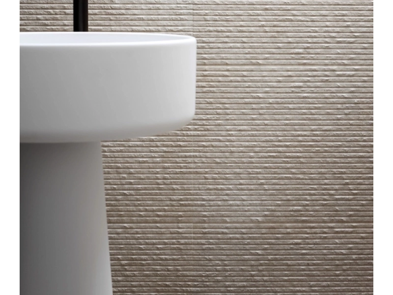 Marazzi Stone_art gres o efekcie kamienia naturalnego na podłodze w nowoczesnym domu