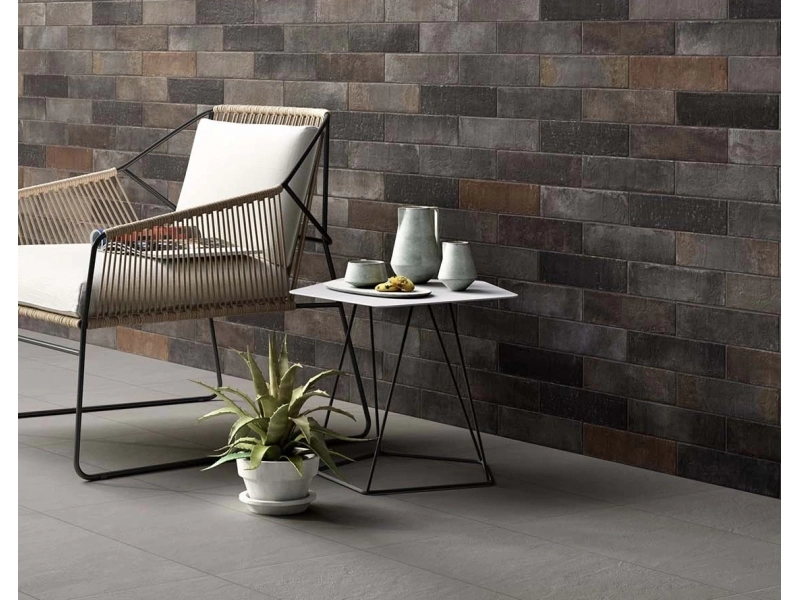 Marazzi Terramix gres o efekcie cegły na podłodze w nowoczesnym domu