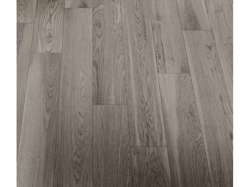 Marazzi Treverkmore – gres imitujący drewno w jasnym salonie w stylu skandynawskim