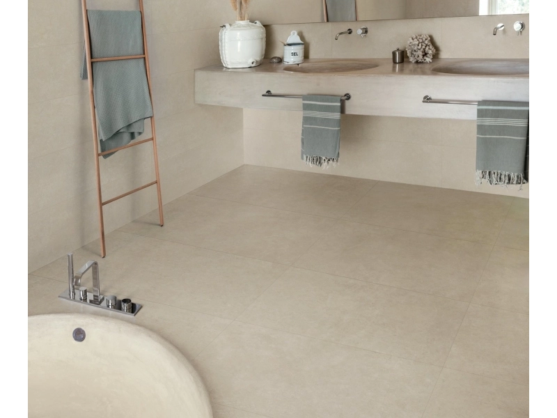 Gres porcelanowy Marazzi Room kamień naturalny w minimalistycznym wnętrzu