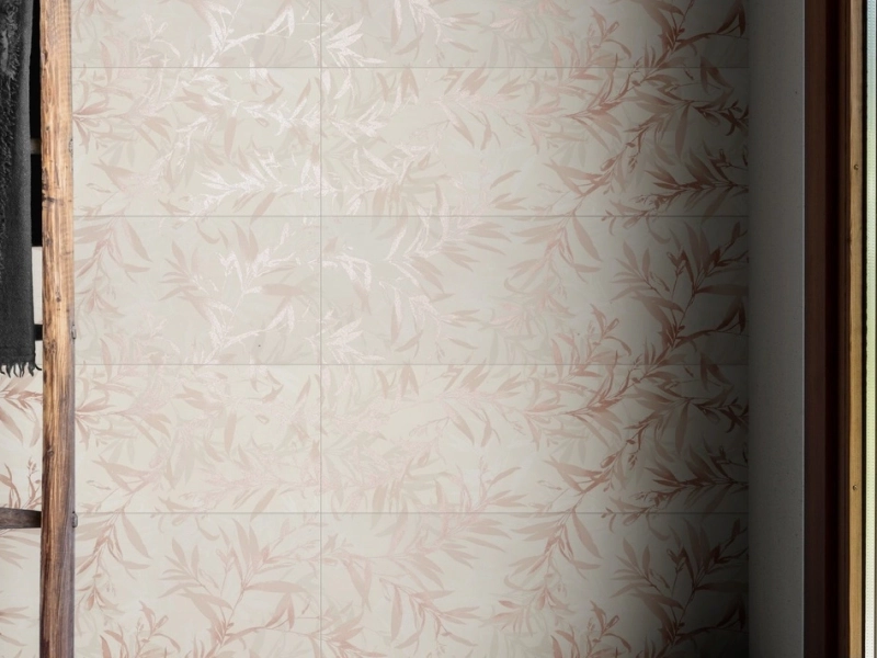 Marazzi Chill – gres imitujący żywica w jasnym, przestronnym salonie