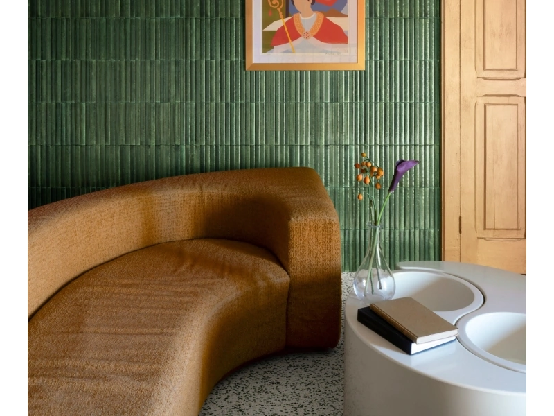 Marazzi Lume – gres imitujący cegłę w nowoczesnym domu jednorodzinnym