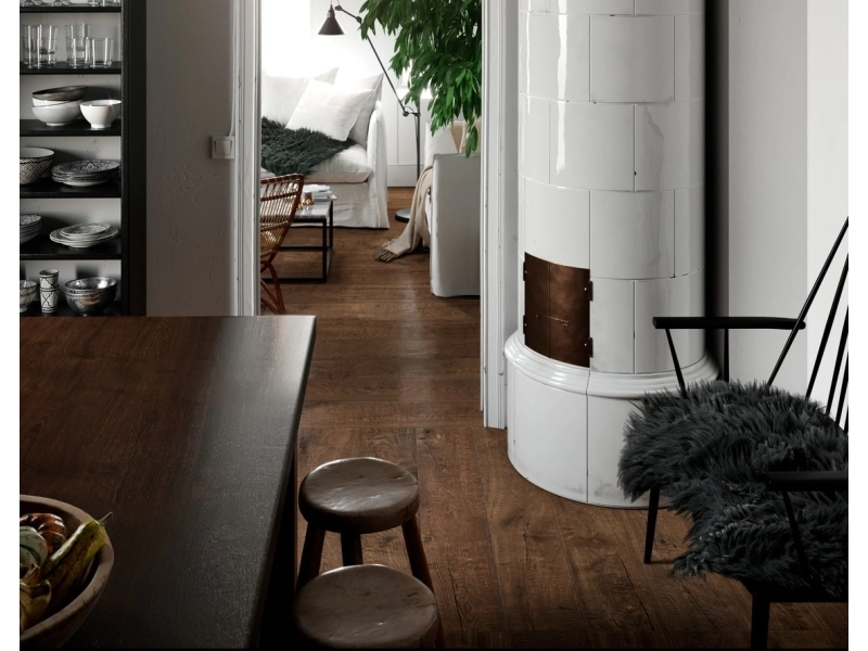 Gres Marazzi Vero efekt drewno w nowoczesnym salonie