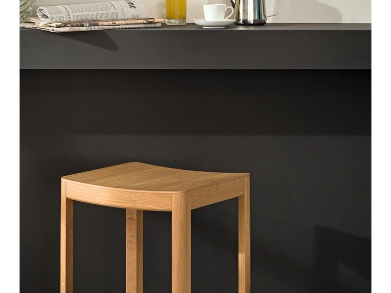 Płytki Marazzi Stone_art efekt kamień naturalny w salonie z otwartą kuchnią