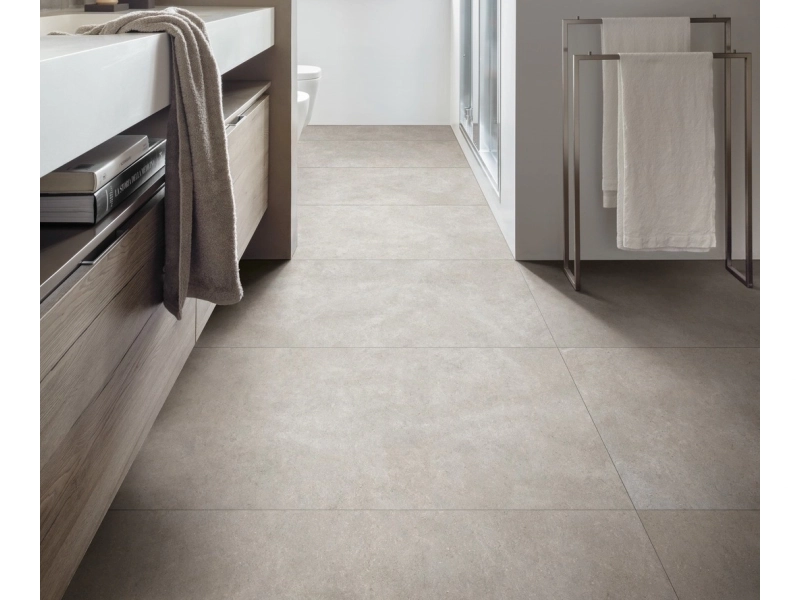 Wielkoformatowy gres Marazzi Terratech efekt beton w eleganckiej strefie dziennej